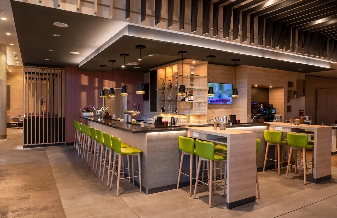 Holiday Inn Frankfurt Airport By Ihg-1