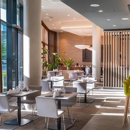 Holiday Inn Frankfurt Airport By Ihg-2