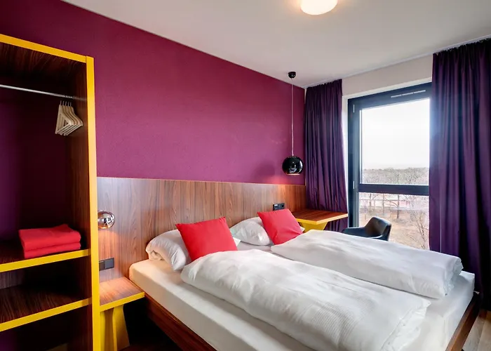 Meininger Frankfurt Main / AirportAirport Hotel